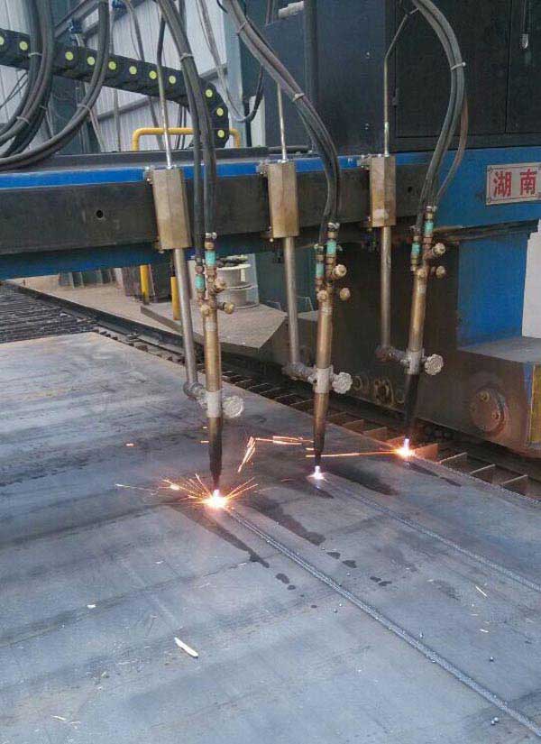 機(jī)器人無縫焊接